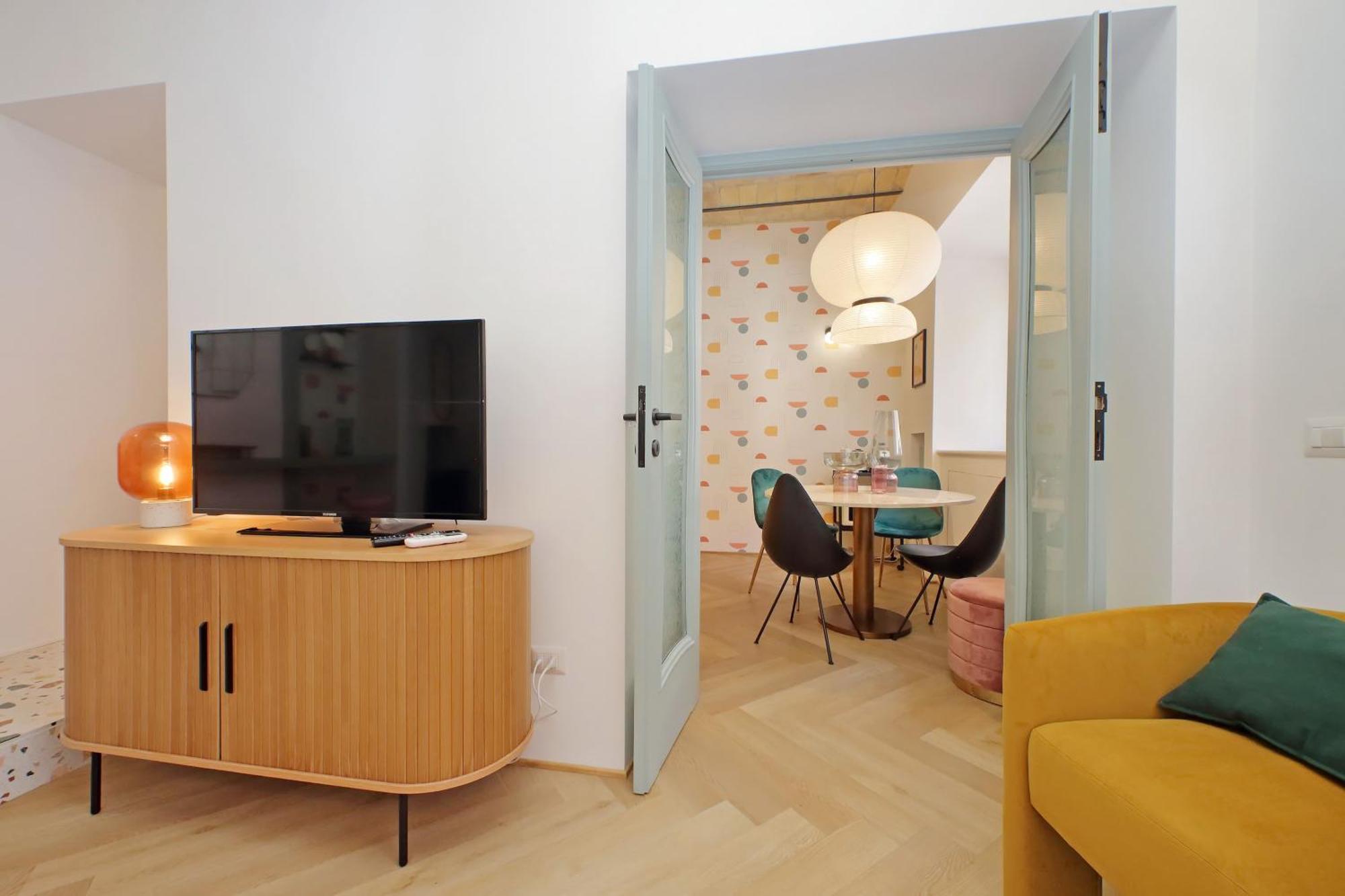 Ych-Colorful And Classy Apartment Near Fori Imperiali Ρώμη Εξωτερικό φωτογραφία